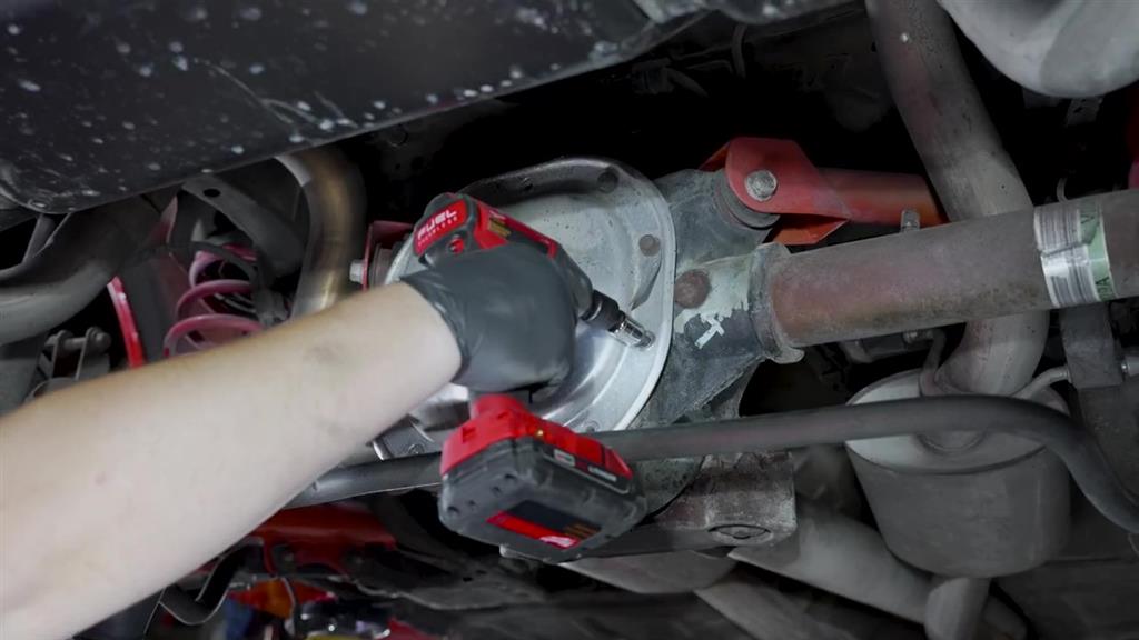 How To Install 1994-2004 Mustang Cobra Rear Brake Conversion  - How To Install 1994-2004 Mustang Cobra Rear Brake Conversion 