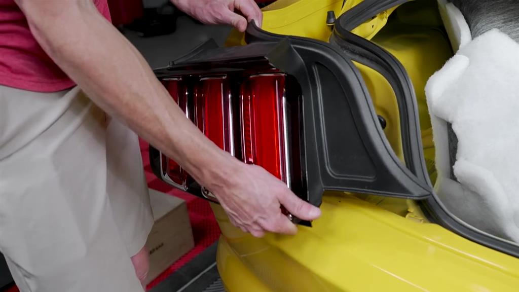  How To Remove S550 Mustang Tail Lights -  How To Remove S550 Mustang Tail Lights